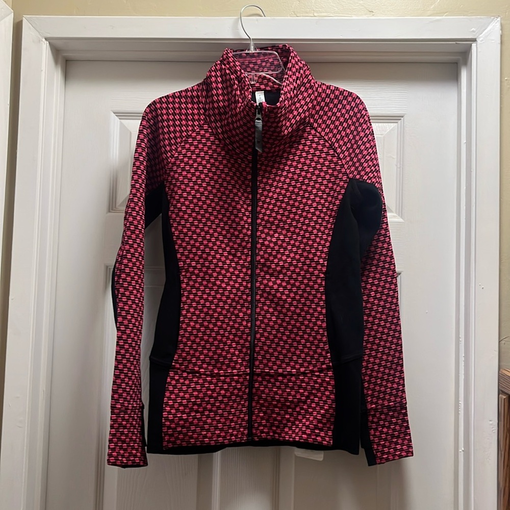 NWT Lululemon Size 6 Radiant Jacket Super soft with stretch panels along sides